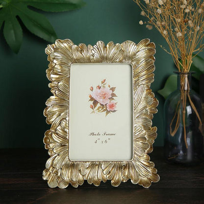 Vintage Floral Leaf Resin Photo Frame – Gold or Silver